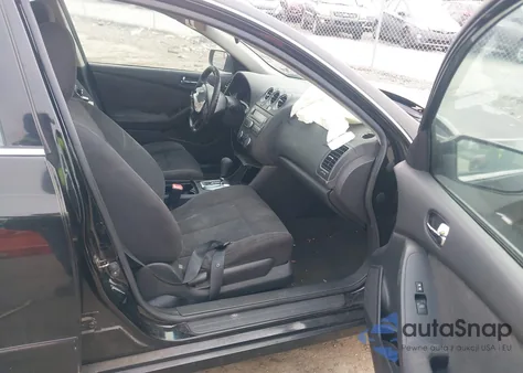 2010 Nissan Altima 2.5 S z USA, uszkodzony, nr VIN 1N4AL2AP1AN494690